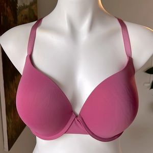 Victoria’s Secret T-shirt Push-Up Bra 36DD(E)